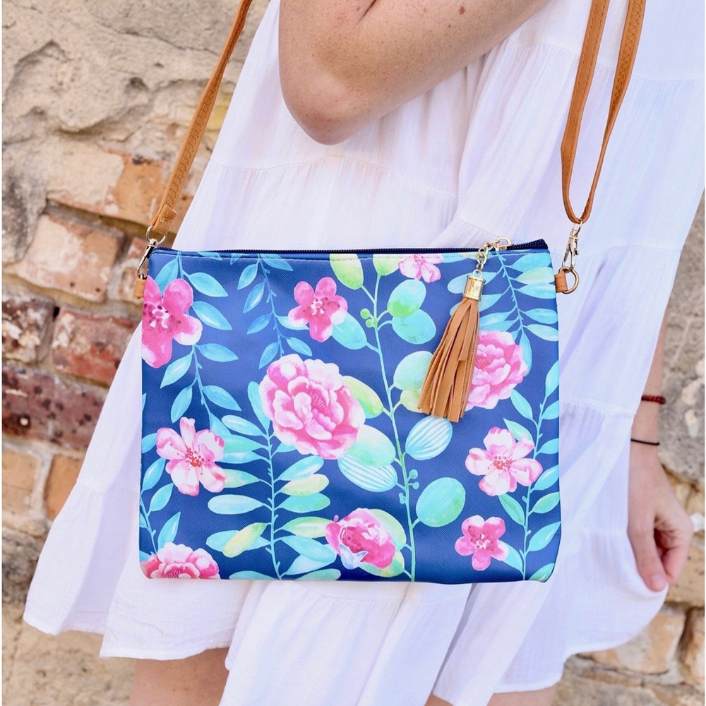 NEW! Seachaser Crossbody Clutch